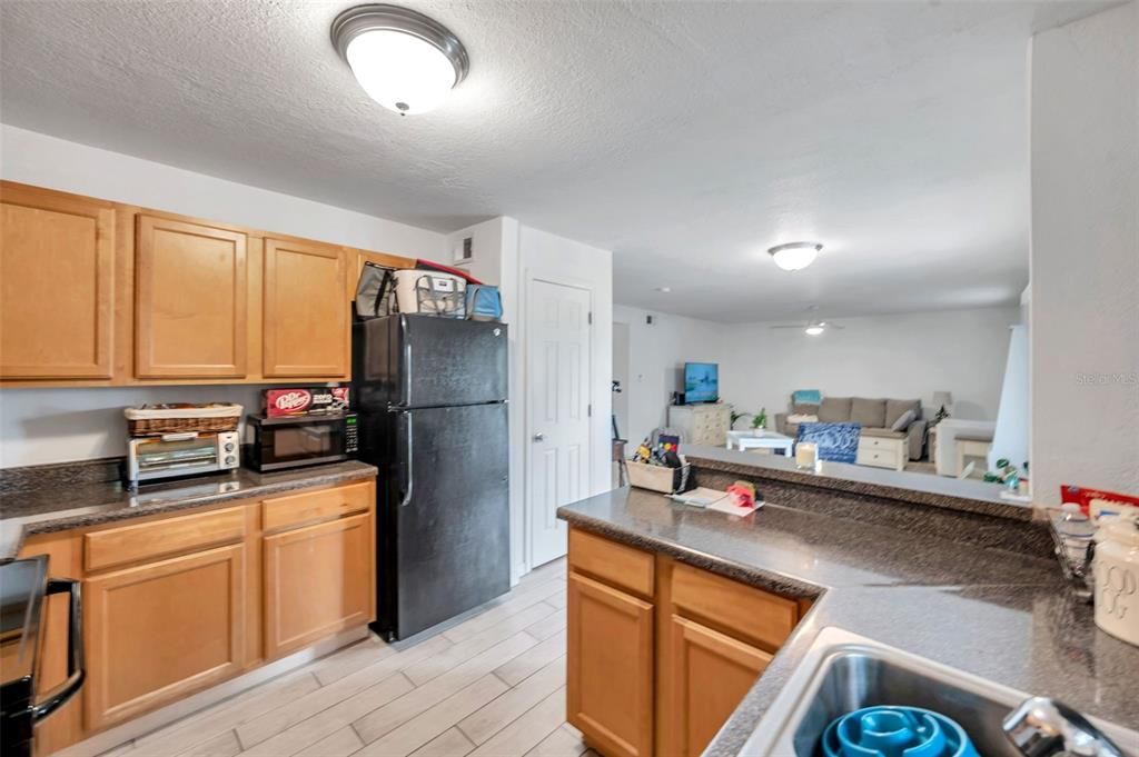 For Sale: $846,000 (6 beds, 0 baths, 1018 Square Feet)