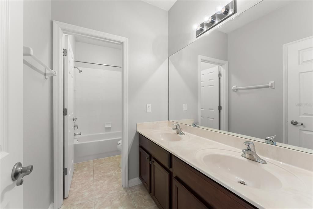 For Sale: $1,149,000 (4 beds, 3 baths, 2731 Square Feet)