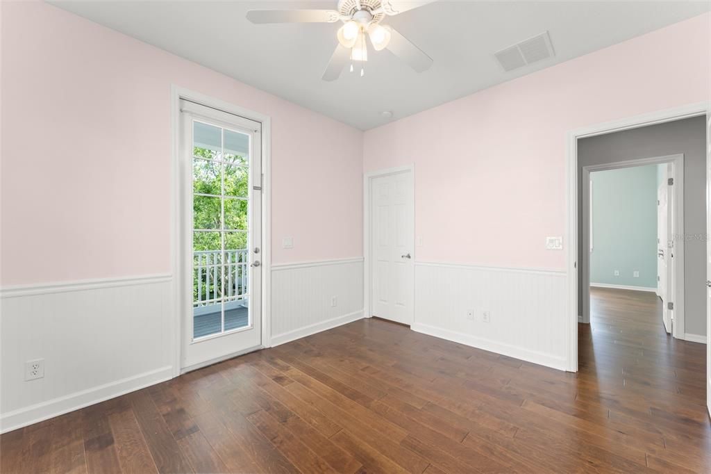 For Sale: $1,149,000 (4 beds, 3 baths, 2731 Square Feet)