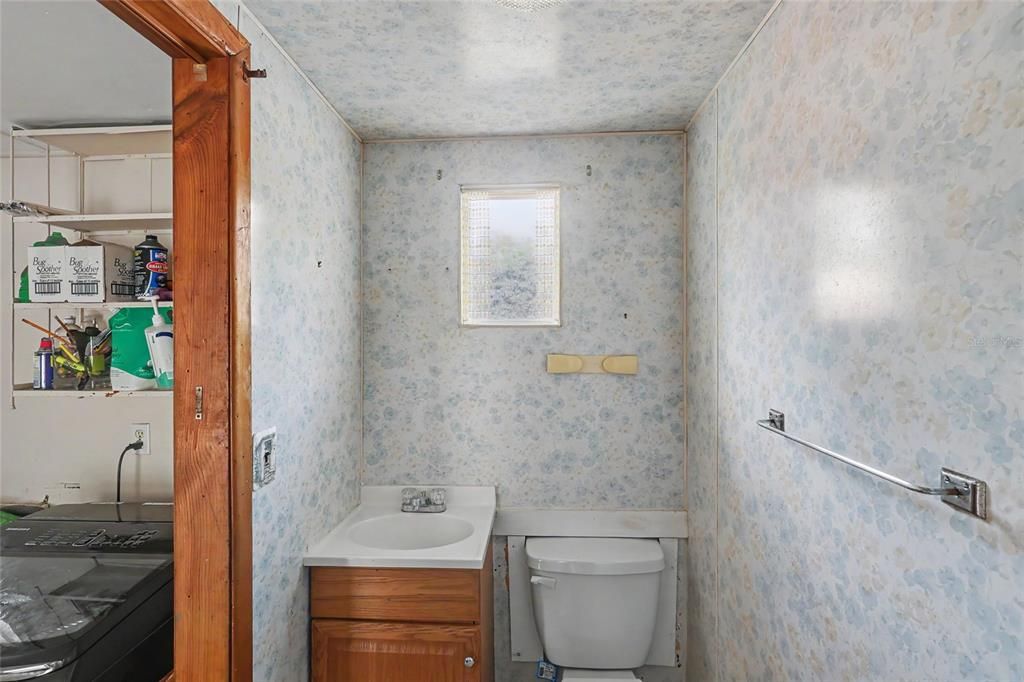 На продажу: $235,000 (3 спален, 2 ванн, 1174 Квадратных фут)