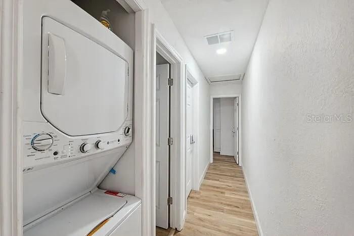 En Venta: $300,000 (6 camas, 2 baños, 1395 Pies cuadrados)
