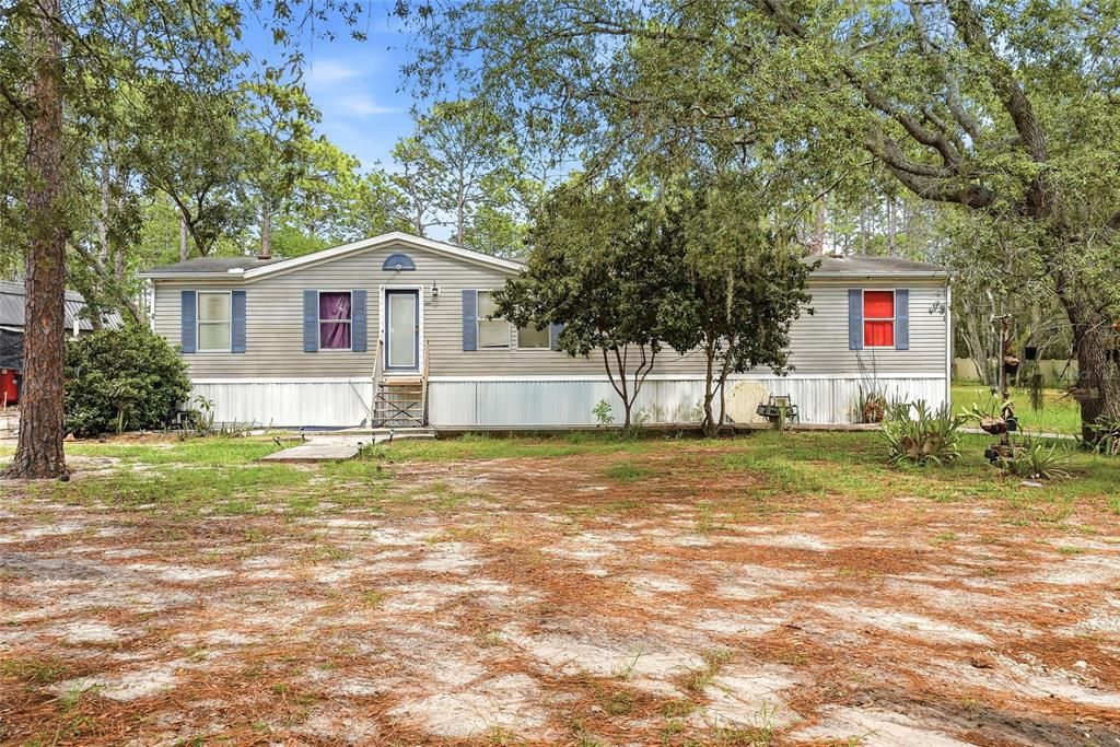 For Sale: $159,000 (3 beds, 2 baths, 1392 Square Feet)