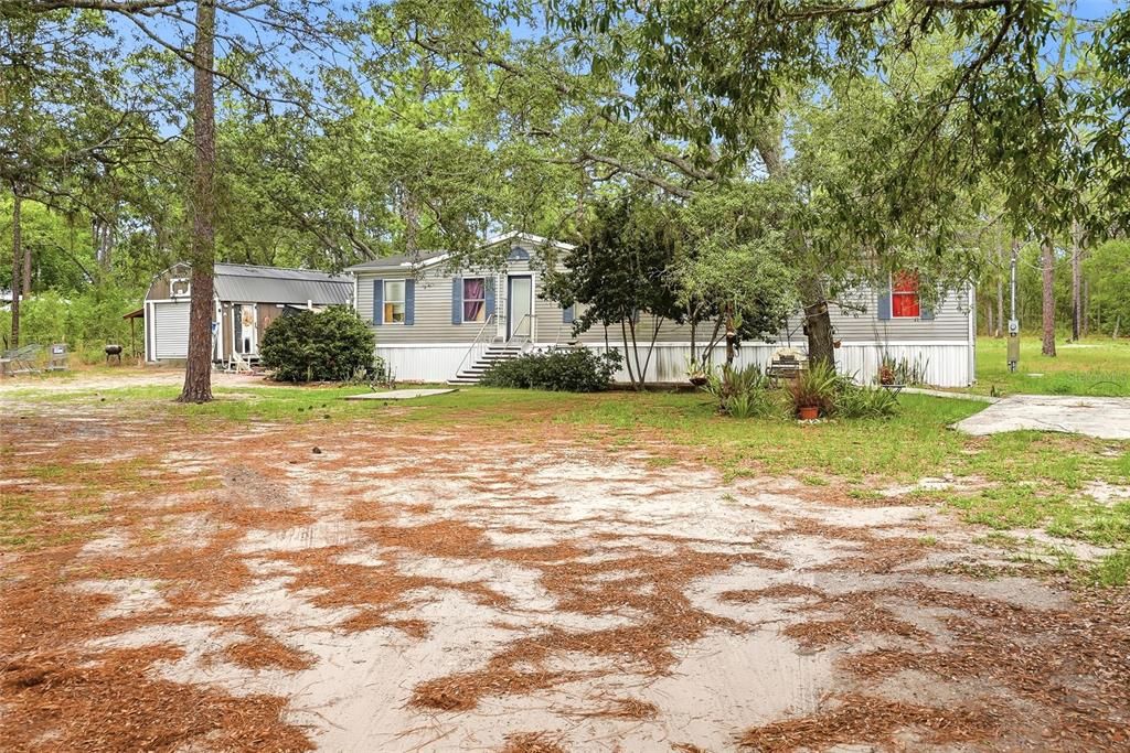For Sale: $159,000 (3 beds, 2 baths, 1392 Square Feet)