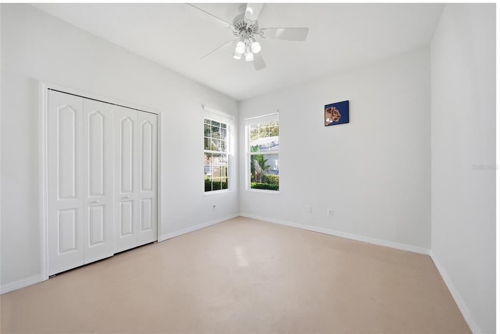 For Sale: $305,000 (2 beds, 2 baths, 1525 Square Feet)