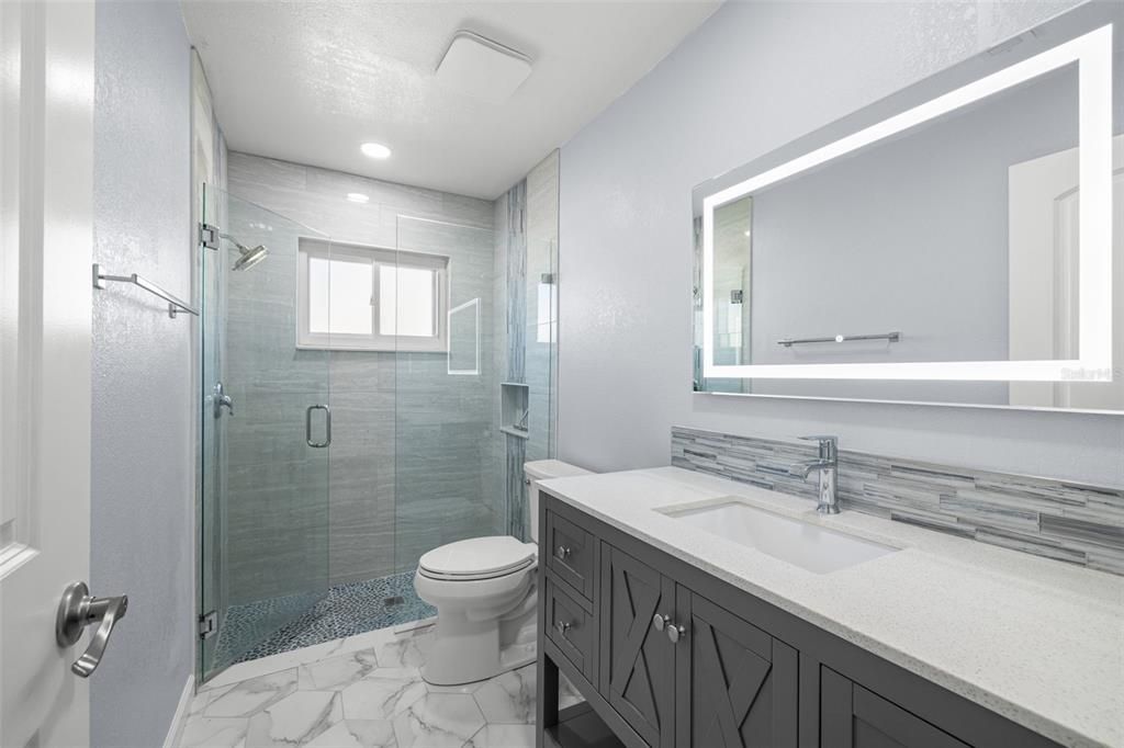 Active With Contract: $3,250 (3 beds, 2 baths, 1528 Square Feet)