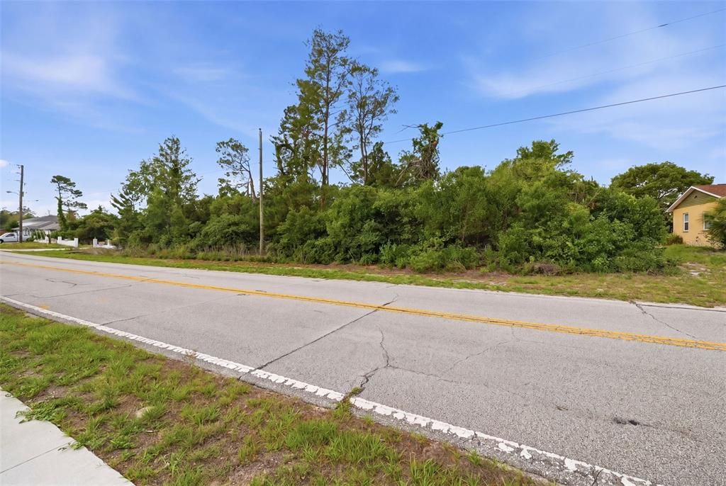 En Venta: $75,000 (0.23 acres)
