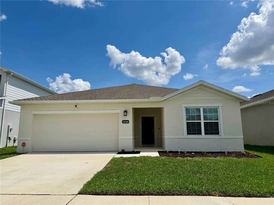 For Sale: $360,000 (3 beds, 2 baths, 1554 Square Feet)