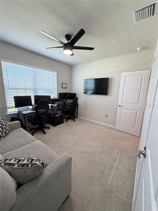 For Sale: $360,000 (3 beds, 2 baths, 1554 Square Feet)