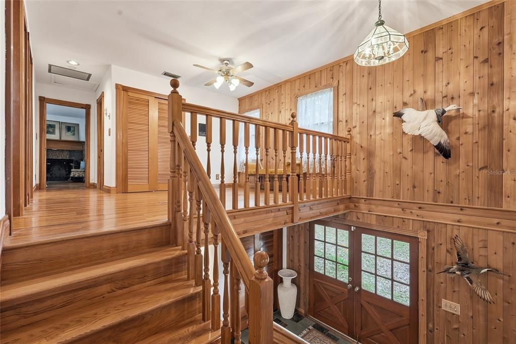 For Sale: $499,000 (3 beds, 3 baths, 2408 Square Feet)