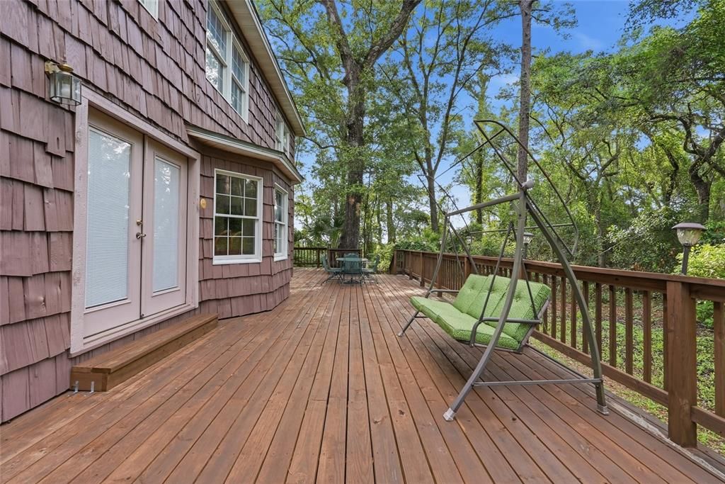 For Sale: $499,000 (3 beds, 3 baths, 2408 Square Feet)
