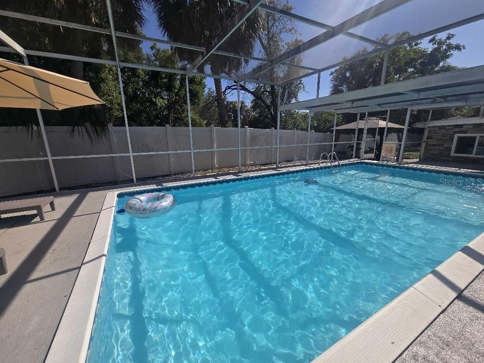 En Venta: $609,000 (4 camas, 3 baños, 2434 Pies cuadrados)