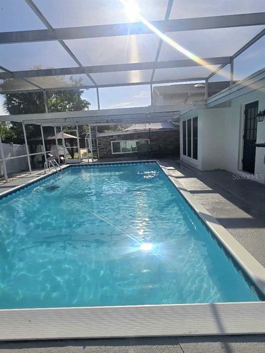 En Venta: $609,000 (4 camas, 3 baños, 2434 Pies cuadrados)