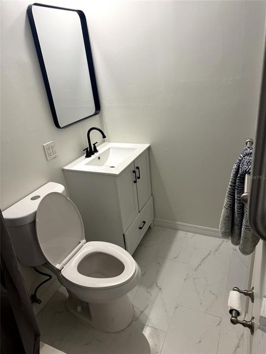 В аренду: $3,900 (4 спален, 2 ванн, 1692 Квадратных фут)