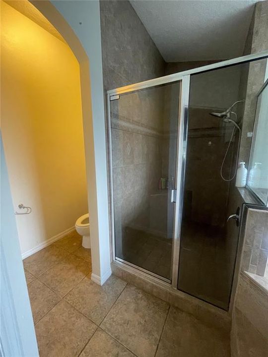 For Sale: $349,990 (4 beds, 3 baths, 2046 Square Feet)