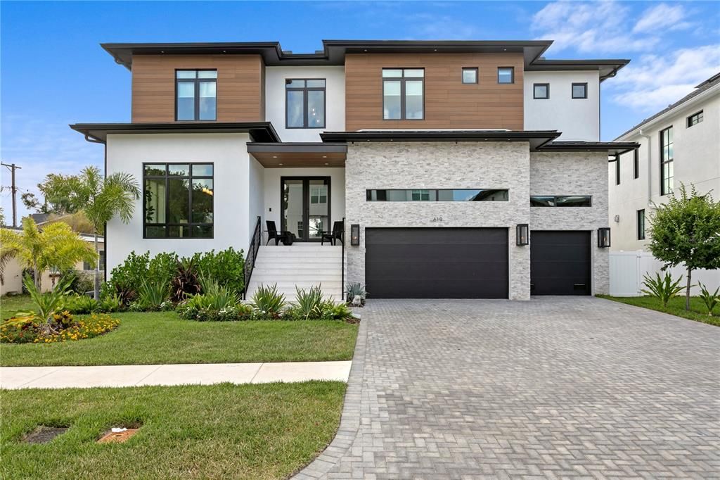 En Venta: $4,099,000 (5 camas, 5 baños, 5684 Pies cuadrados)
