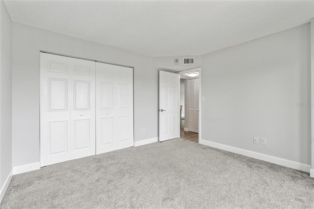 For Rent: $2,700 (2 beds, 2 baths, 966 Square Feet)