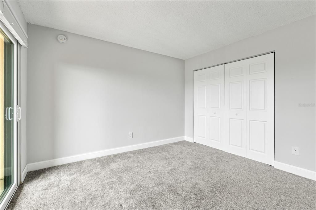 For Rent: $2,700 (2 beds, 2 baths, 966 Square Feet)