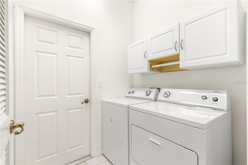 En Venta: $287,500 (3 camas, 2 baños, 1705 Pies cuadrados)
