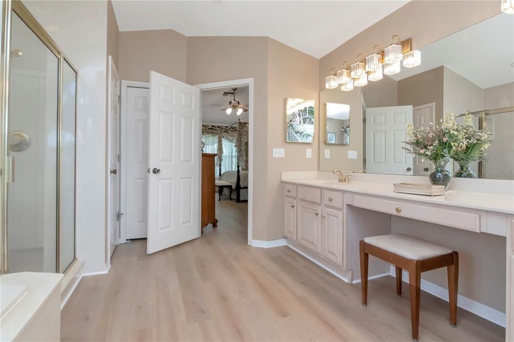 For Sale: $565,000 (5 beds, 2 baths, 3243 Square Feet)