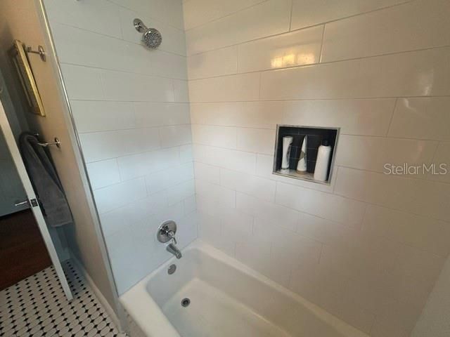 На продажу: $479,900 (3 спален, 1 ванн, 1322 Квадратных фут)