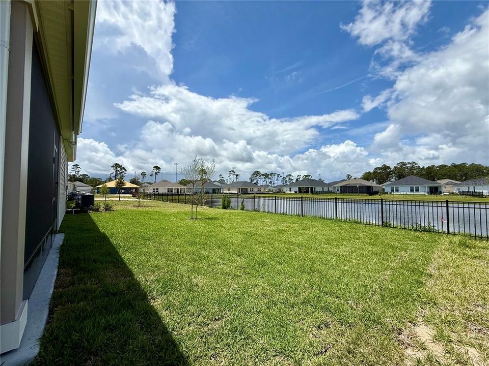 For Rent: $2,800 (4 beds, 2 baths, 2003 Square Feet)