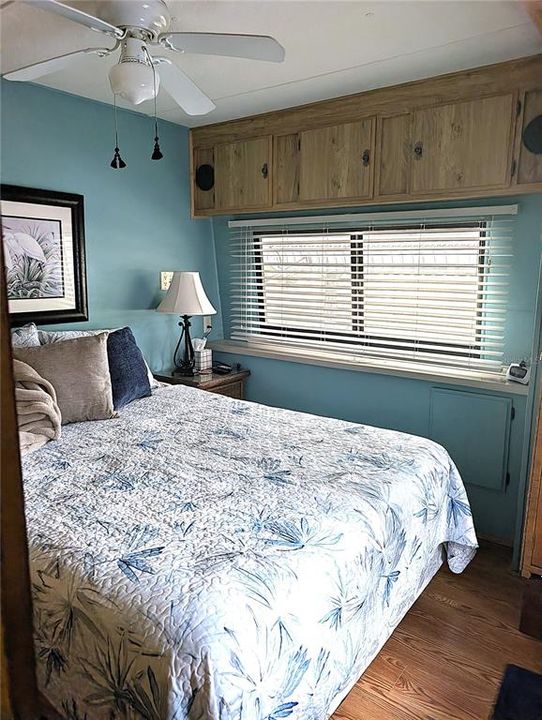 For Sale: $119,000 (2 beds, 1 baths, 686 Square Feet)