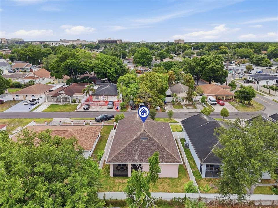 En Venta: $585,000 (3 camas, 2 baños, 1601 Pies cuadrados)