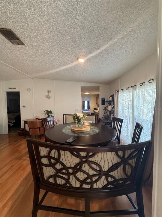 For Sale: $155,900 (3 beds, 2 baths, 1497 Square Feet)