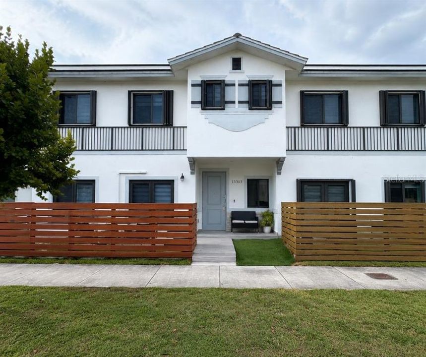 For Sale: $425,000 (4 beds, 3 baths, 1680 Square Feet)