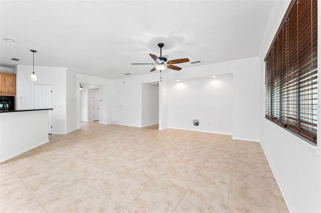 For Sale: $449,900 (3 beds, 2 baths, 2174 Square Feet)