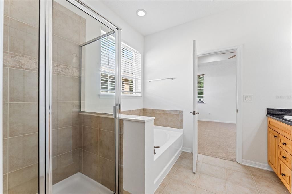 For Sale: $449,900 (3 beds, 2 baths, 2174 Square Feet)