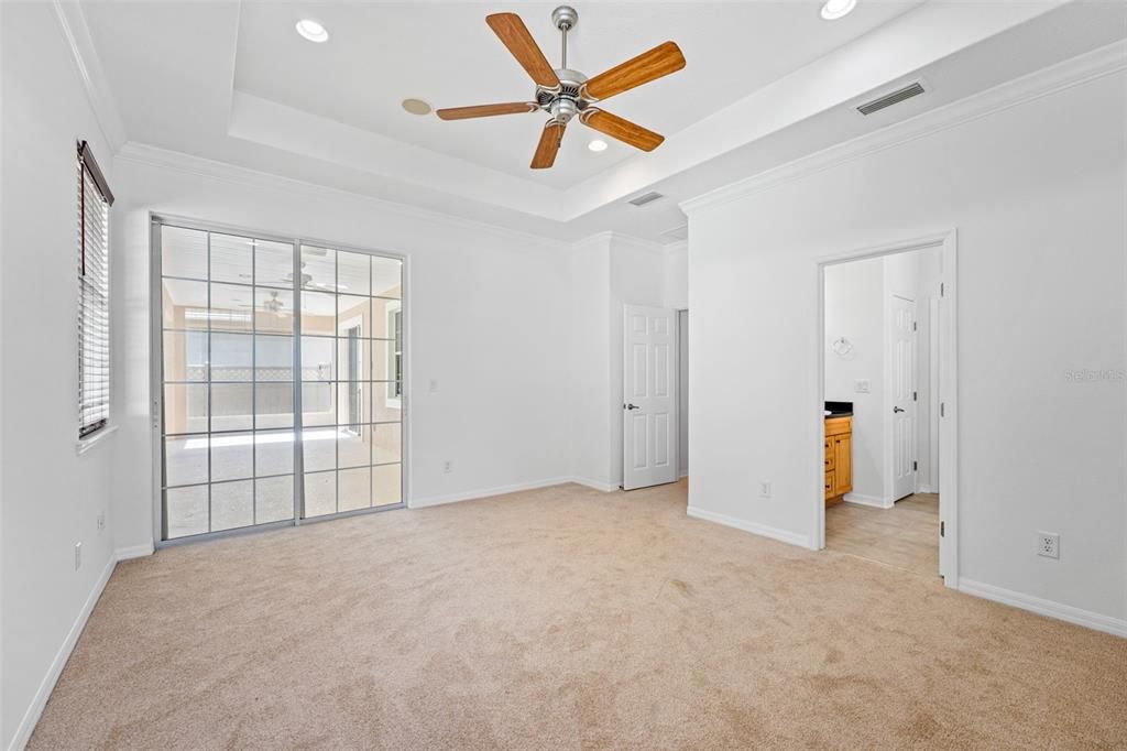 For Sale: $449,900 (3 beds, 2 baths, 2174 Square Feet)