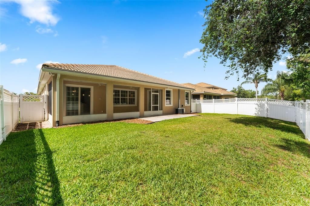 For Sale: $449,900 (3 beds, 2 baths, 2174 Square Feet)
