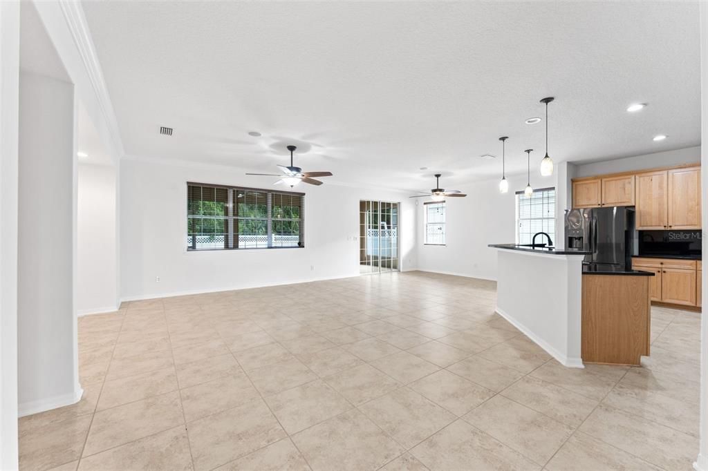 For Sale: $449,900 (3 beds, 2 baths, 2174 Square Feet)