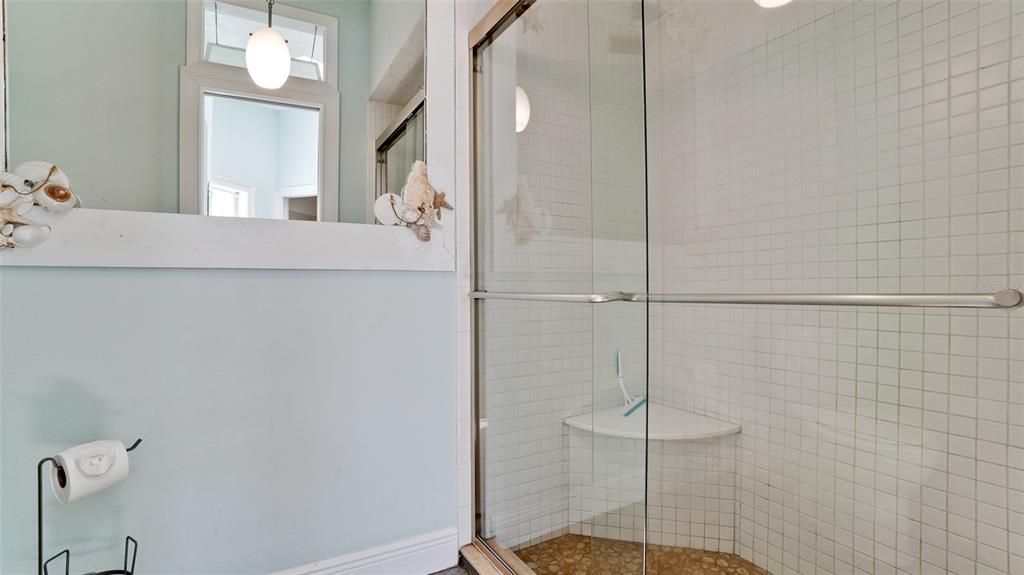 For Sale: $659,900 (3 beds, 2 baths, 1946 Square Feet)