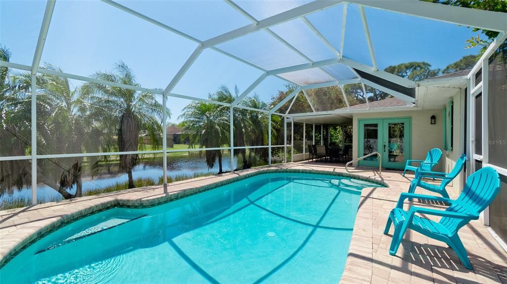 For Sale: $659,900 (3 beds, 2 baths, 1946 Square Feet)