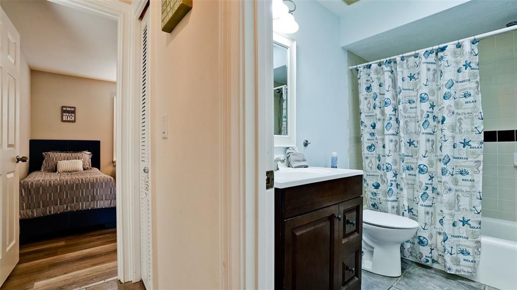 For Sale: $659,900 (3 beds, 2 baths, 1946 Square Feet)