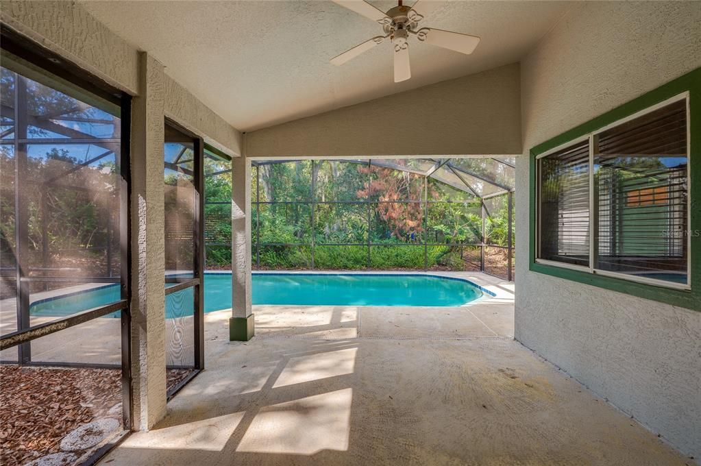 For Sale: $465,000 (4 beds, 2 baths, 1758 Square Feet)