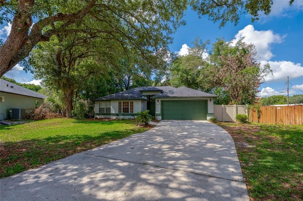 For Sale: $465,000 (4 beds, 2 baths, 1758 Square Feet)