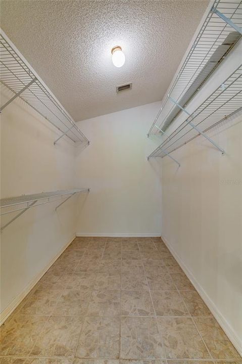 For Sale: $465,000 (4 beds, 2 baths, 1758 Square Feet)