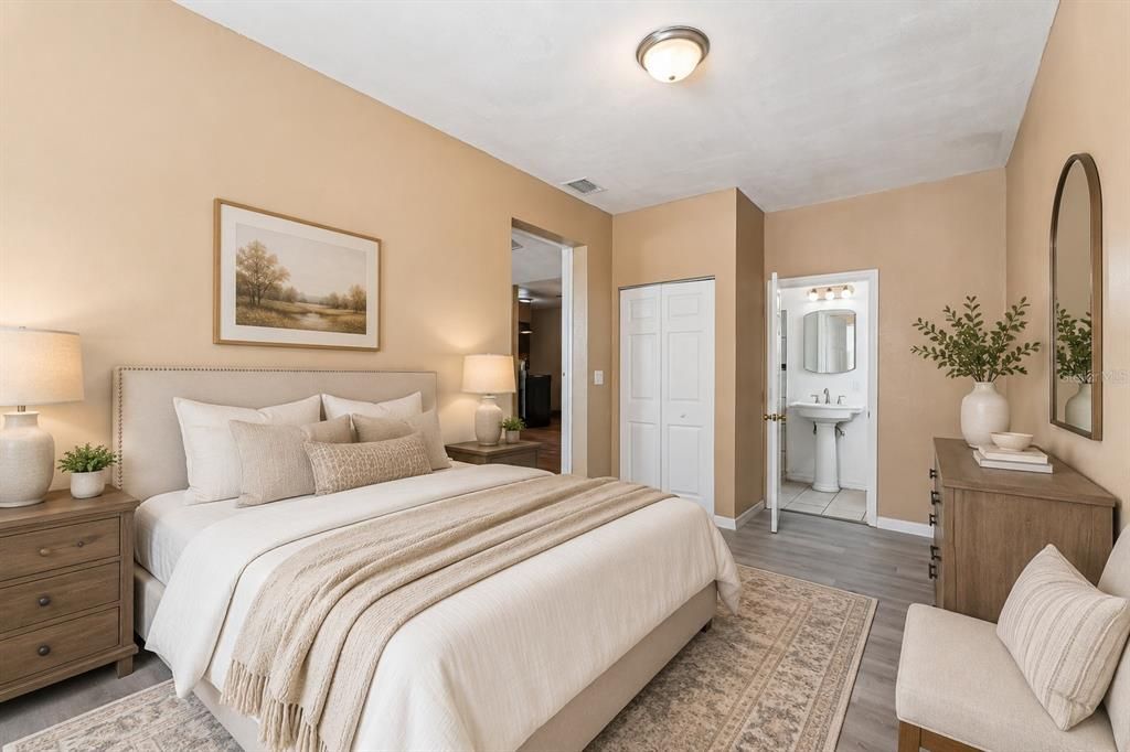 For Sale: $250,000 (3 beds, 2 baths, 1672 Square Feet)