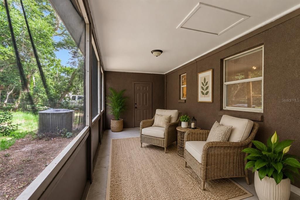 For Sale: $250,000 (3 beds, 2 baths, 1672 Square Feet)