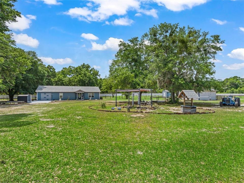 For Sale: $825,000 (3 beds, 2 baths, 1205 Square Feet)