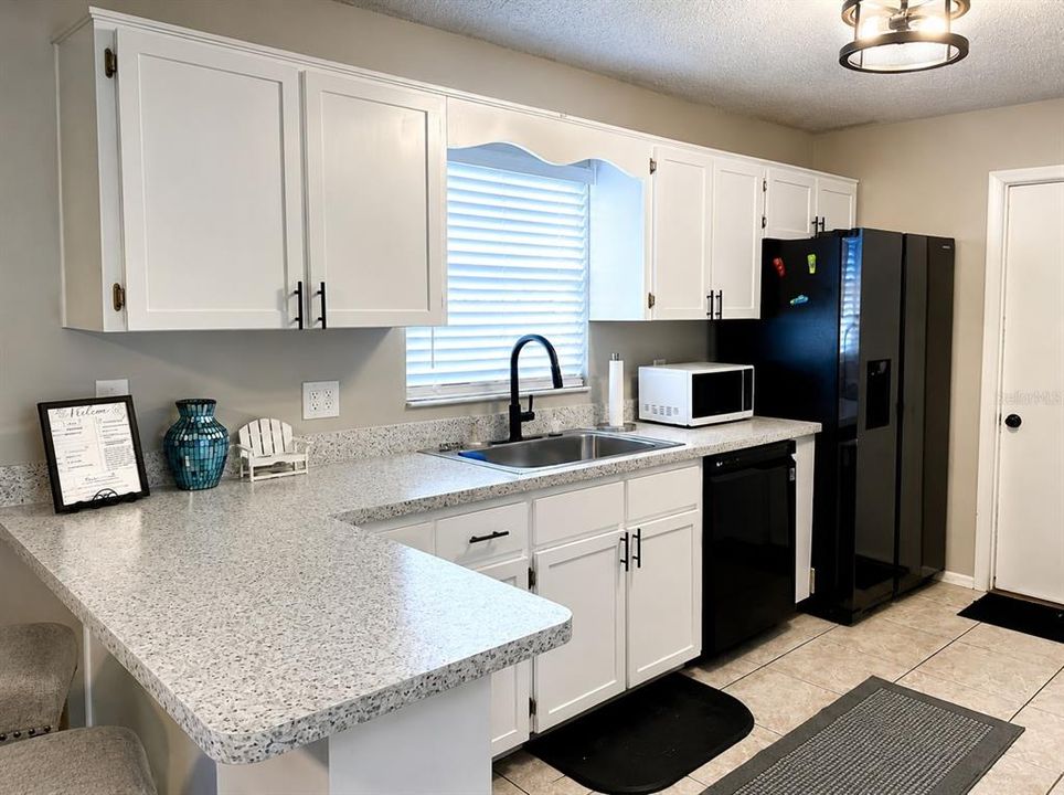Activo con contrato: $259,999 (2 camas, 2 baños, 1159 Pies cuadrados)