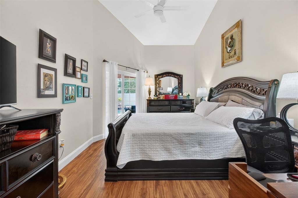Active With Contract: $549,000 (3 beds, 2 baths, 1598 Square Feet)