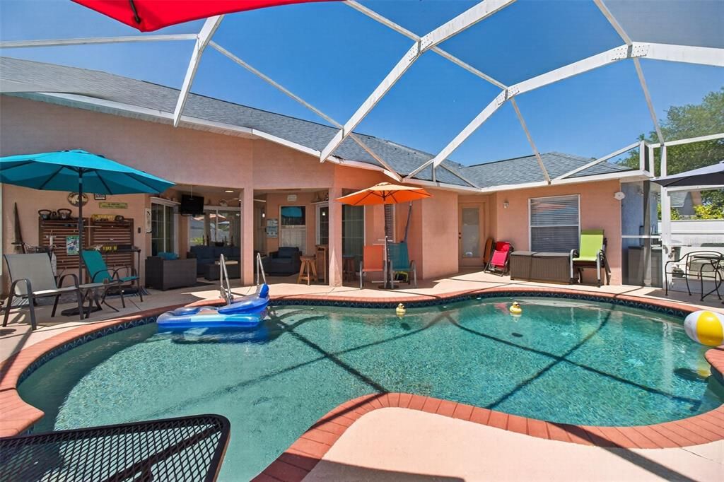 Active With Contract: $549,000 (3 beds, 2 baths, 1598 Square Feet)