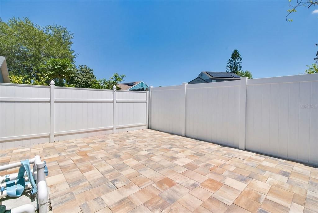 Active With Contract: $549,000 (3 beds, 2 baths, 1598 Square Feet)