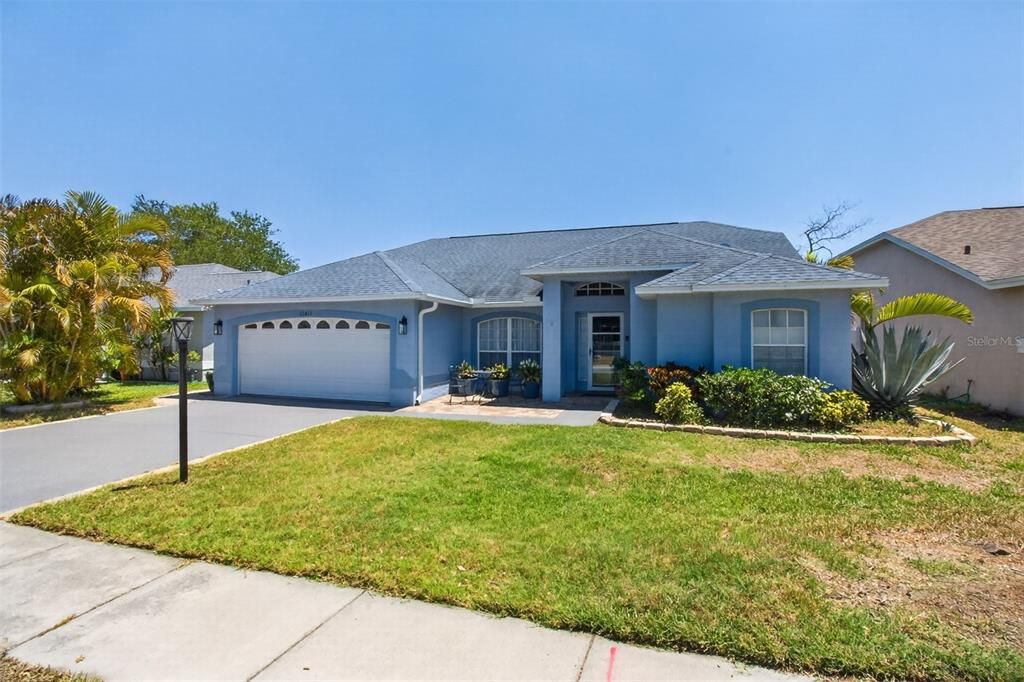 Active With Contract: $549,000 (3 beds, 2 baths, 1598 Square Feet)