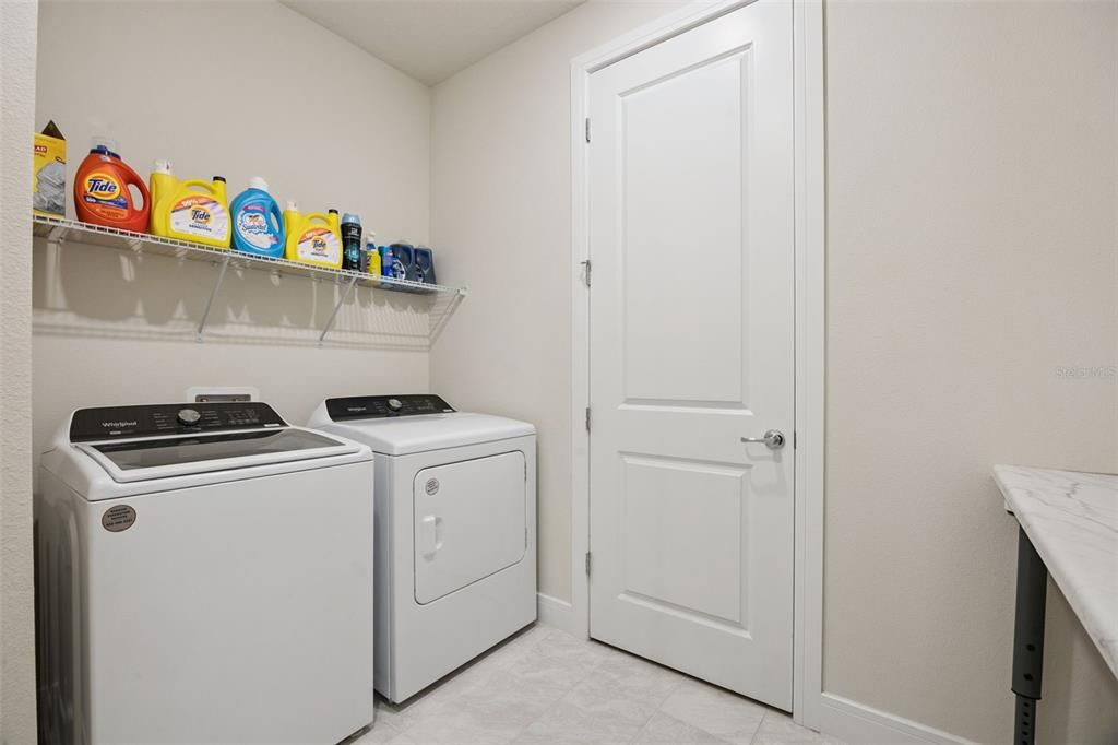 For Sale: $435,000 (4 beds, 3 baths, 2258 Square Feet)