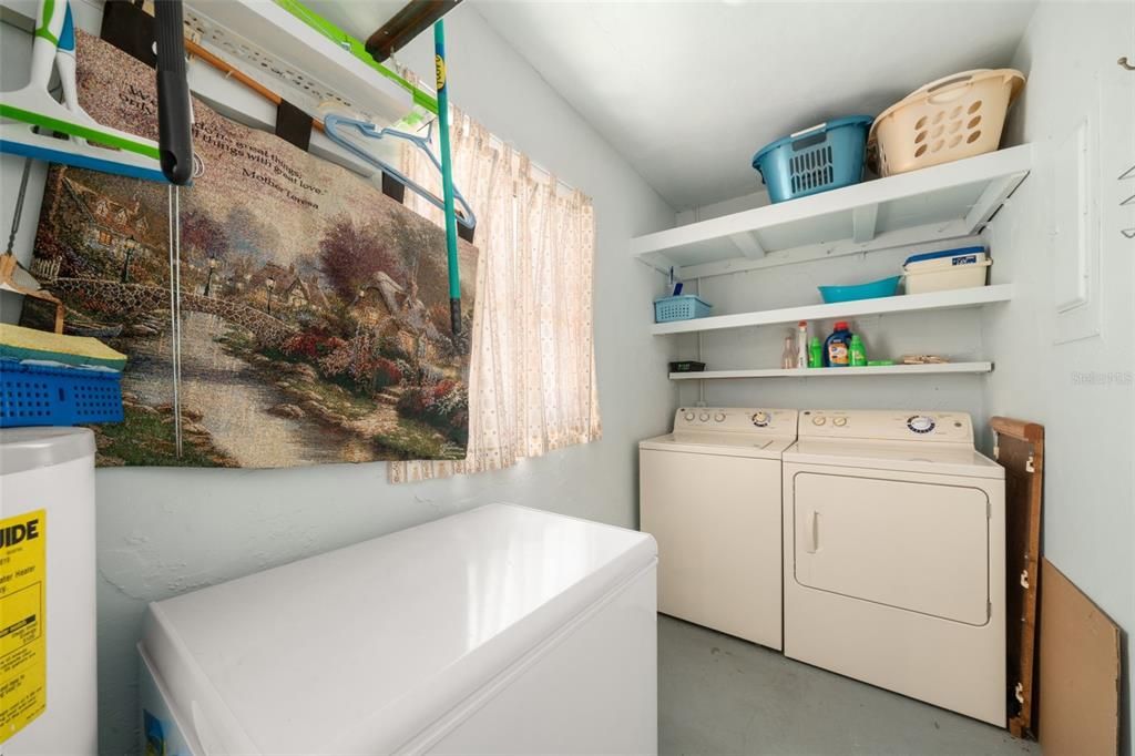 На продажу: $209,900 (2 спален, 2 ванн, 1262 Квадратных фут)
